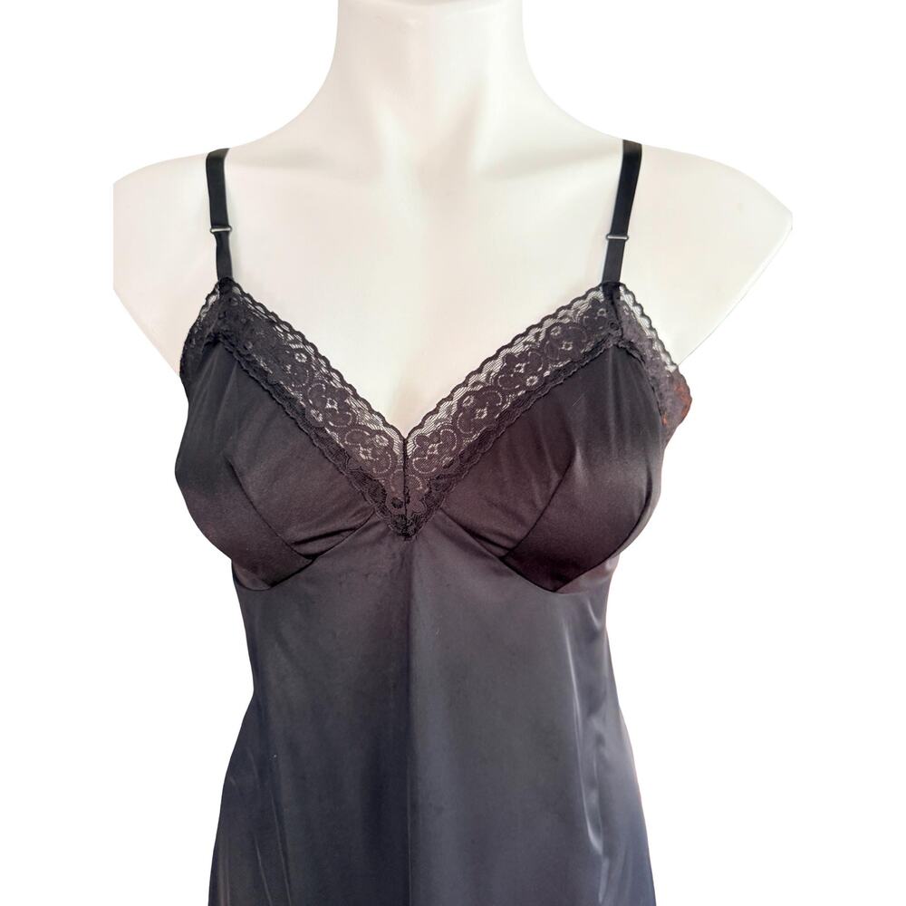 Vanity Fair Black Nylon Full Slip Lace Trim V-Neck Vintage 90s Size 36 - Picture 4 of 10